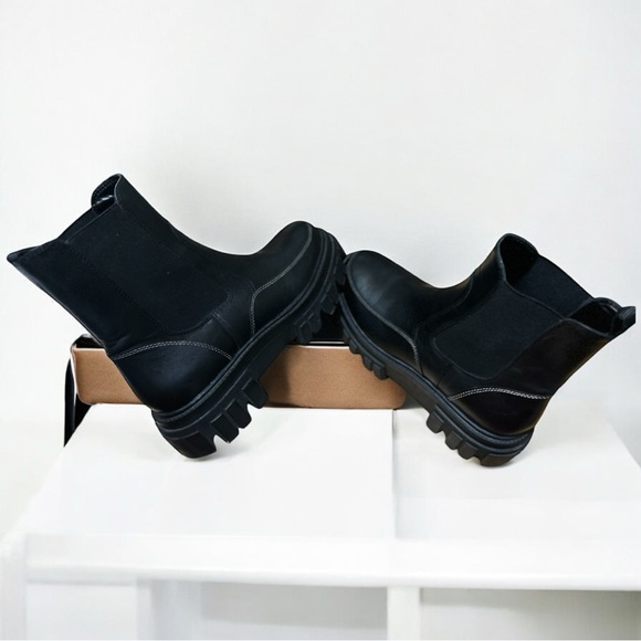 Marc Fisher LTD Morgan Chelsea Boots Chunky Lug Sole Black Size 8 - Picture 5 of 8